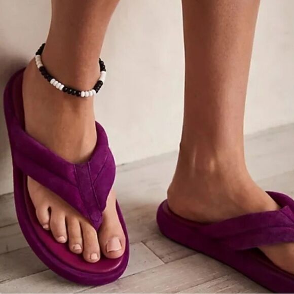 NWT Free people leather flip flop sandals 11 - Picture 1 of 8